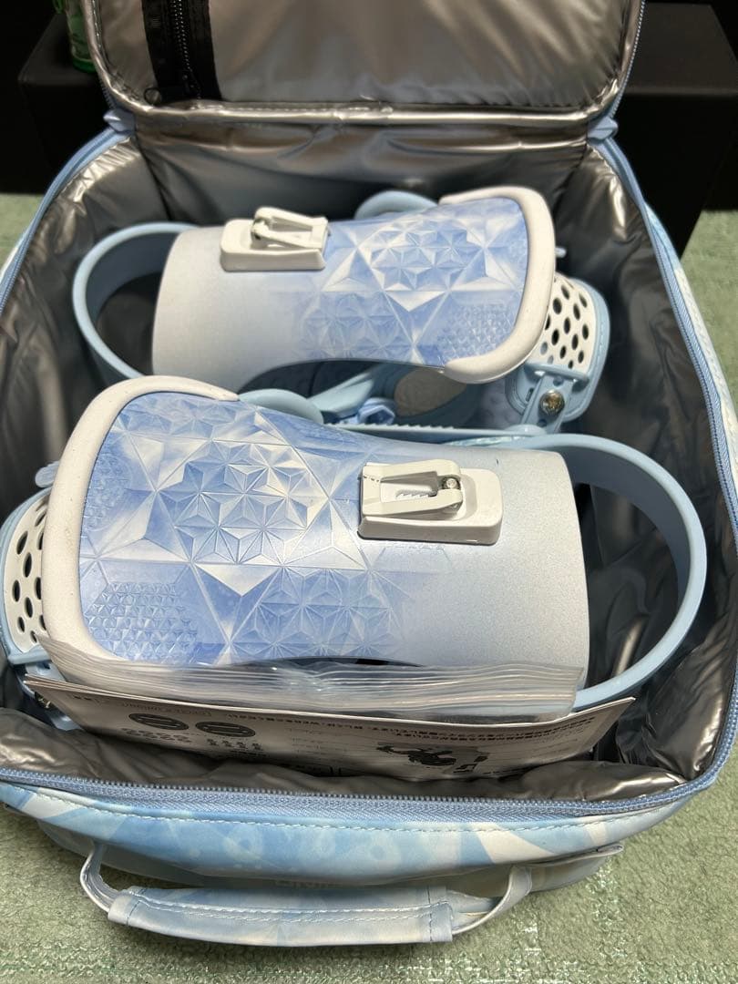 専用ケース付美品 UNION スノーボード ビンディング キリコ仕様　Mサイズ