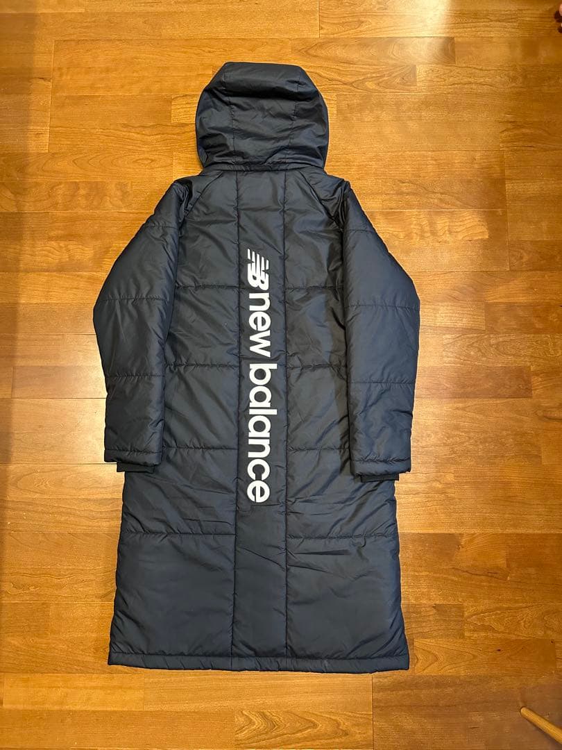 new balance ベンチコート