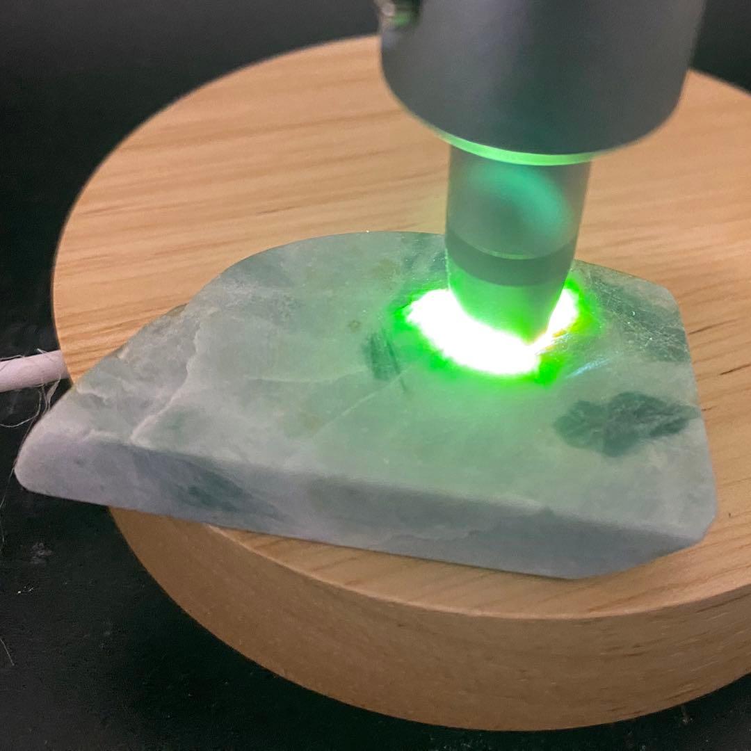 【1335】糸魚川　翡翠　緑　原石　47g　天然石　ヒスイ　宝石　パワーストーン