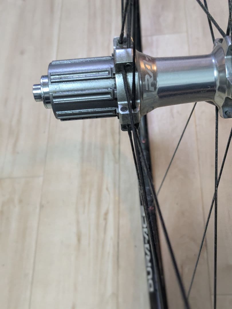 DURA-ACE チューブレス対応ホイール