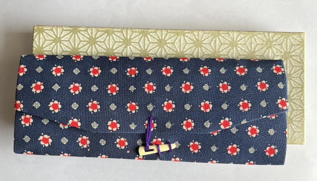 つげ櫛　ケース箱入り　２本