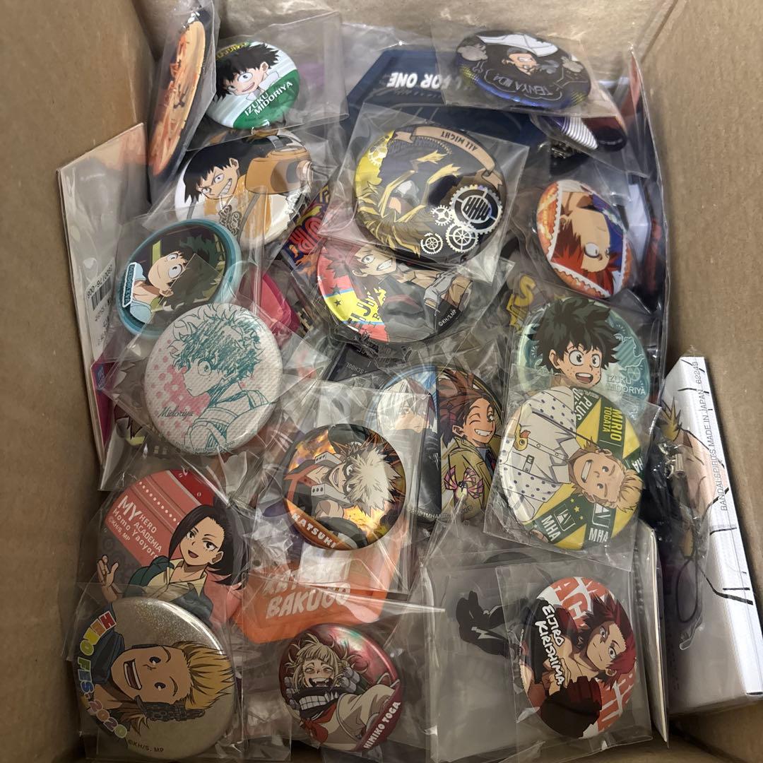 ヒロアカ　まとめ売り　大量　缶バッジ　アクスタ　300点