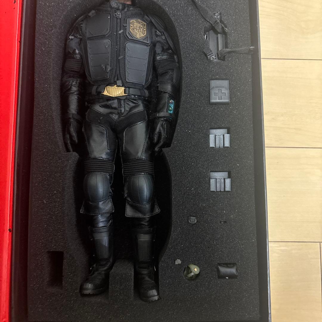 ジャッジ・ドレッド カール・アーバン 1/6 フィギュア