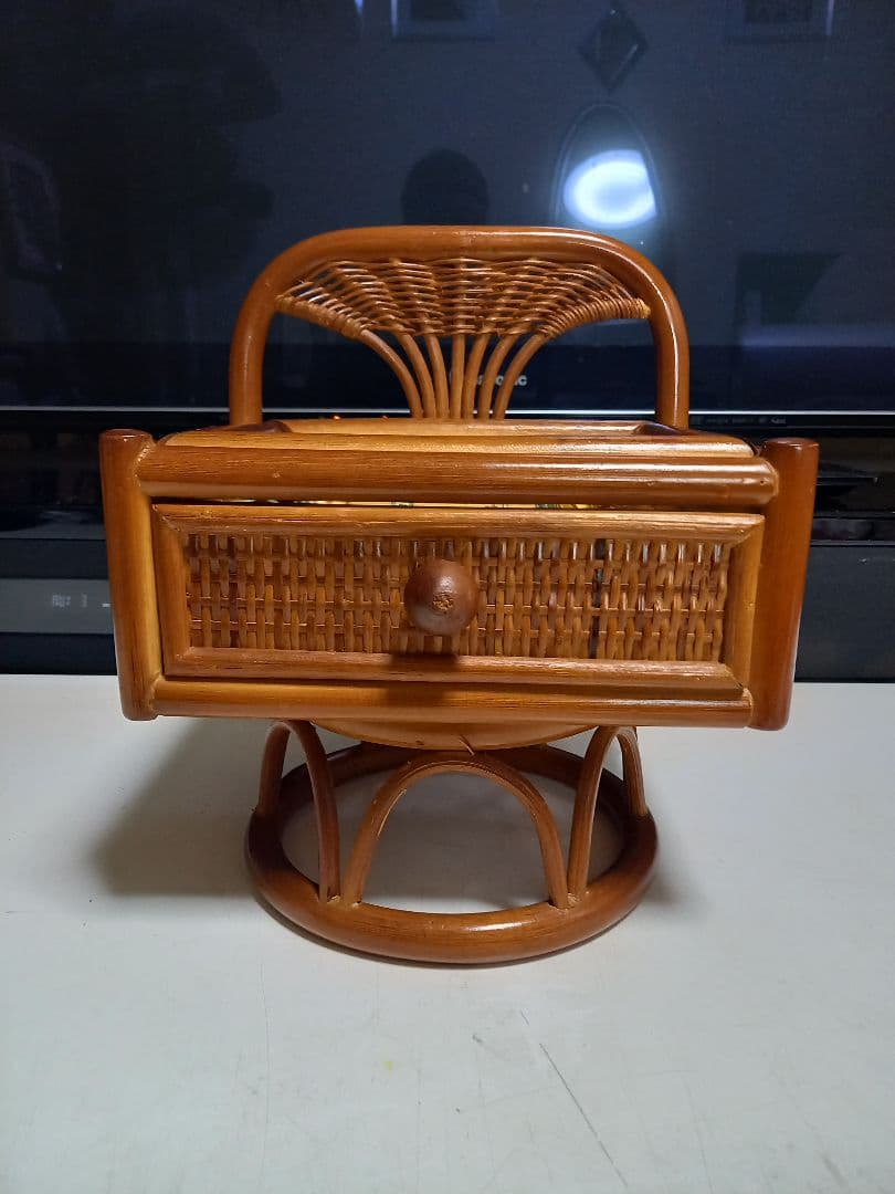 非売品　メナード　ノベルティ　ラタン　ガラス　ディスプレイ　ケース　美品