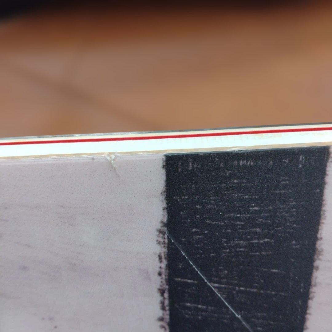 スノボ　スノーボード　白　BURTON　板　雪　レジャー　メンズ　訳あり