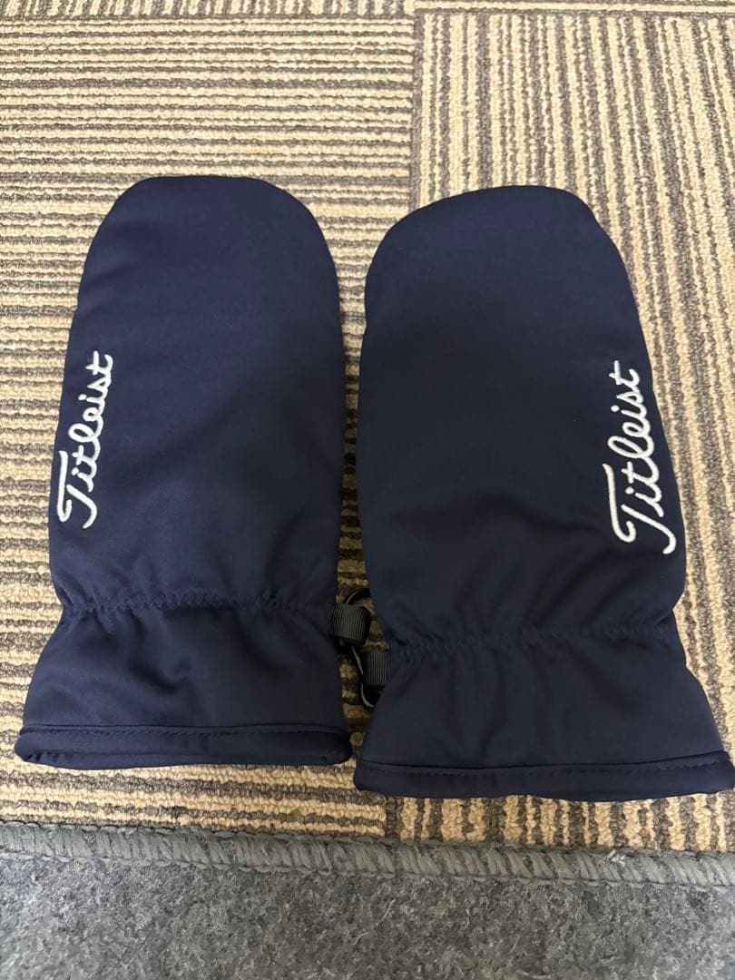 タイトリスト ゴルフ　ミトン　ネイビー　新品未使用