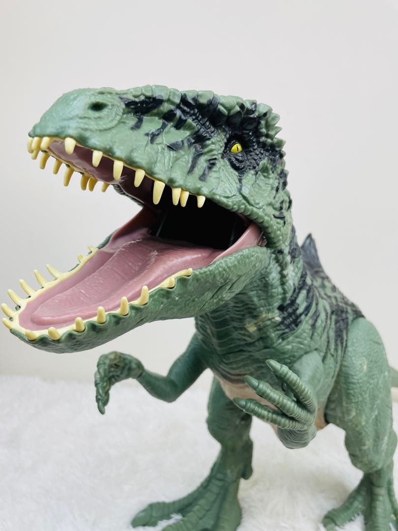 【極美品】ジュラシックワールド ギガノトサウルス GWD68 全長99cm