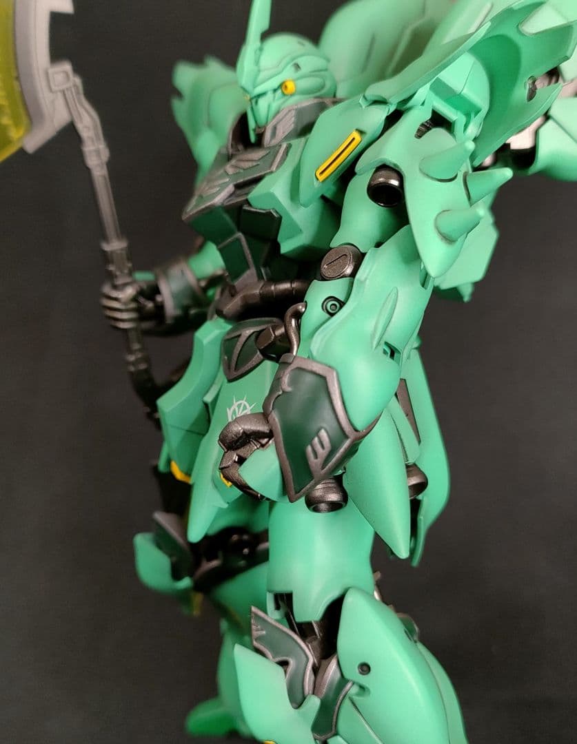 ガンプラ 塗装済 完成品 HGUC 1/144 シナンジュ ララア専用