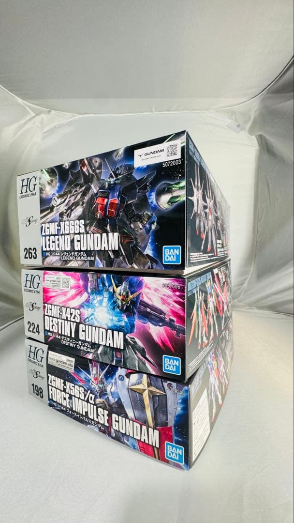 HG 1/144 レジェンドガンダム　デスティニーガンダム　フォースインパルス