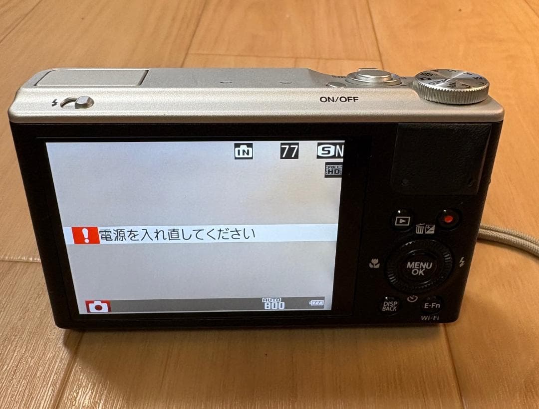 ジャンク品　Fujifilm XQ2 コンパクトデジタルカメラ