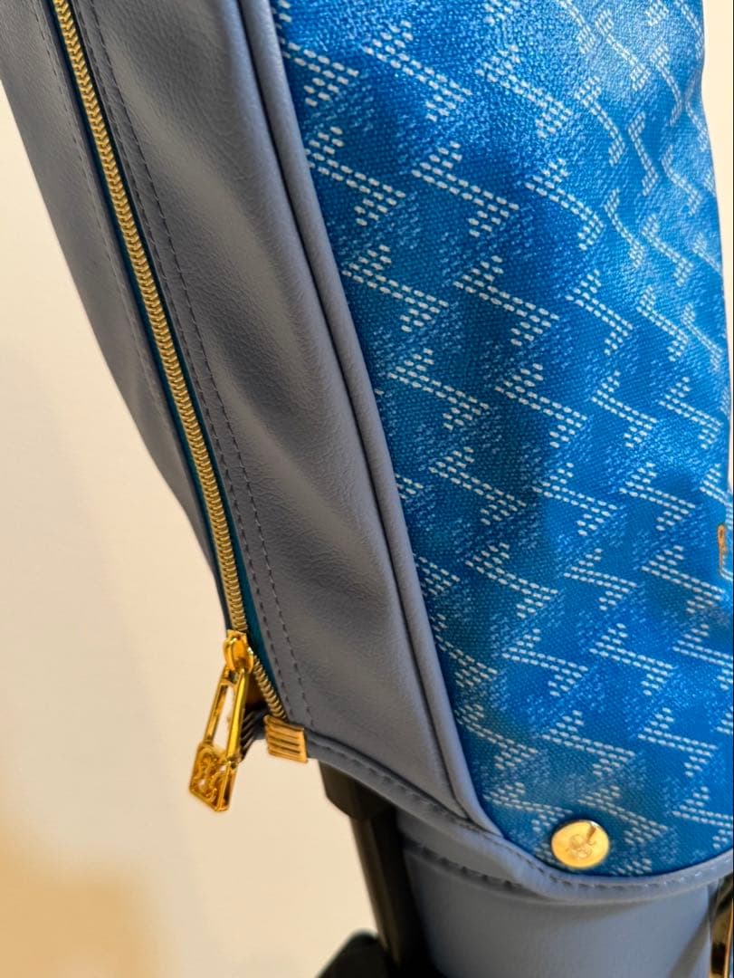 レザレクション　クラブケース