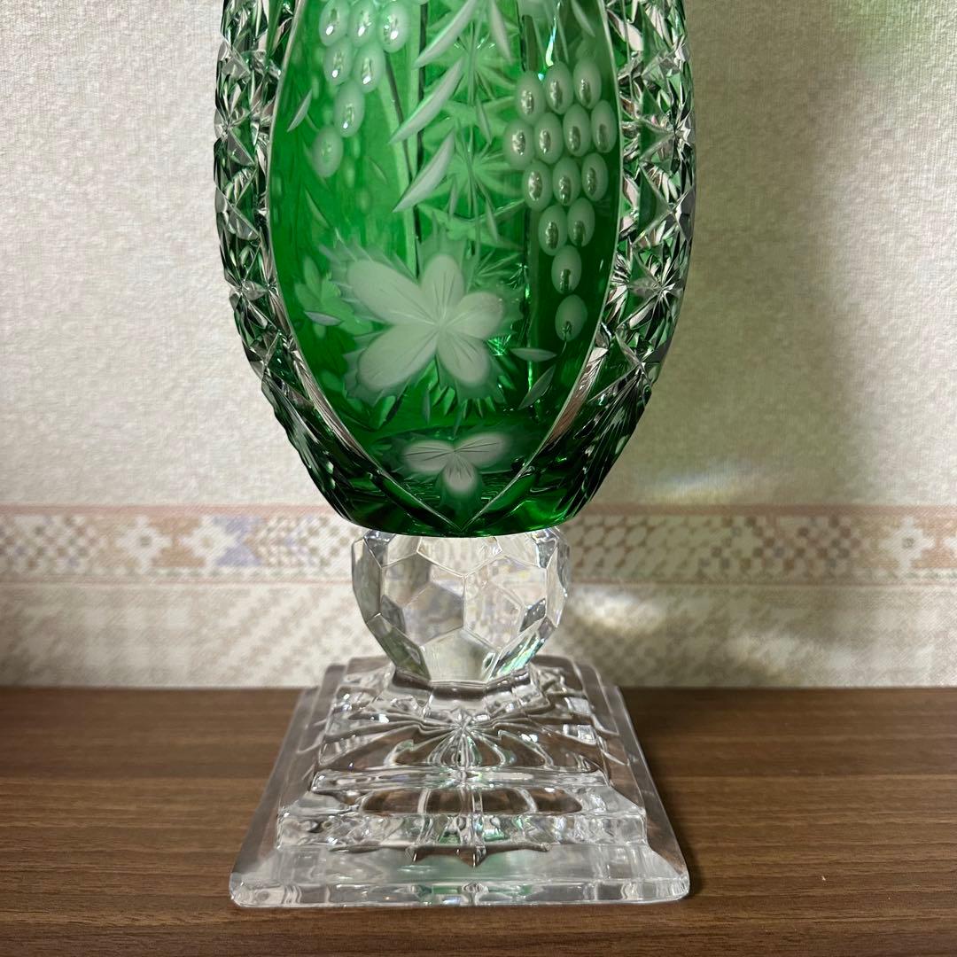 POLONIA ポロニア 緑色 クリスタルガラス フラワーベース 花瓶
