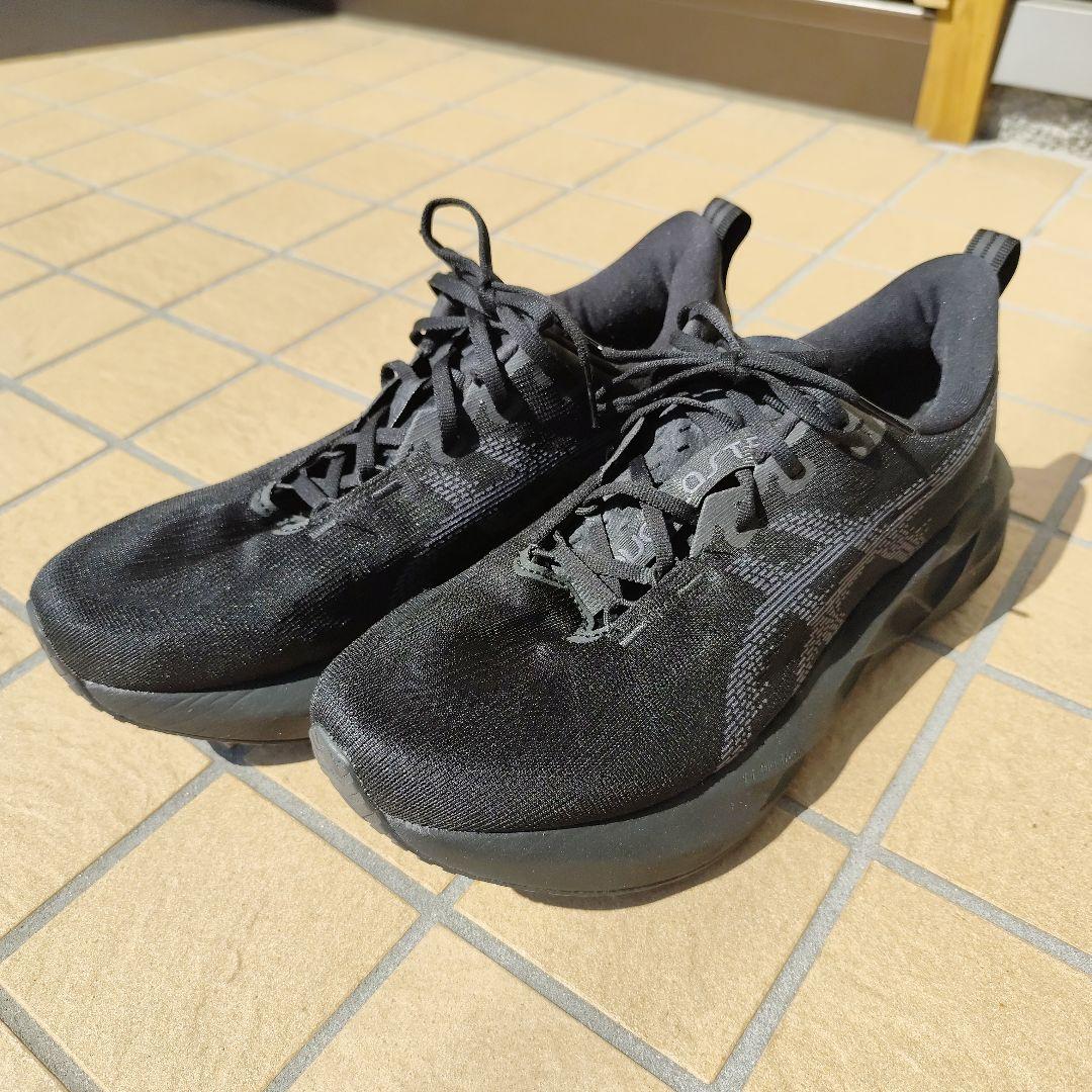 ASICS アシックス NOVABLAST 5 ワイド 28.0cm