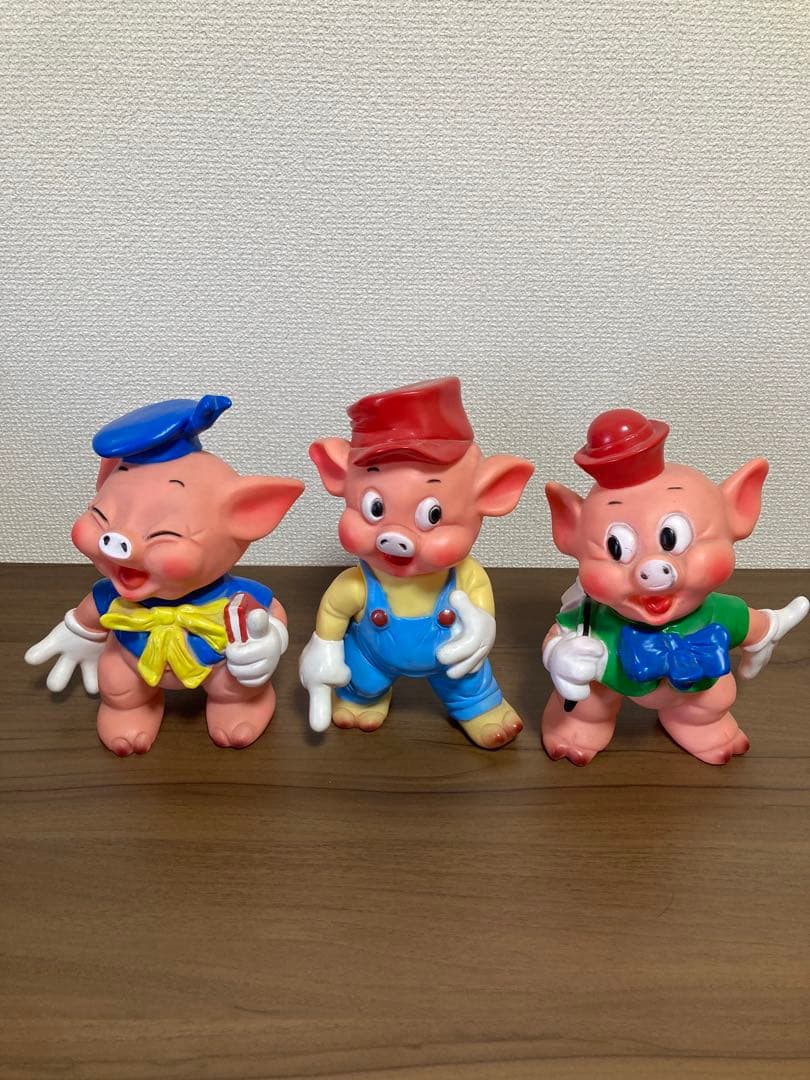 レドラプラスチック　LEDRAPLASTIC 3匹のこぶた