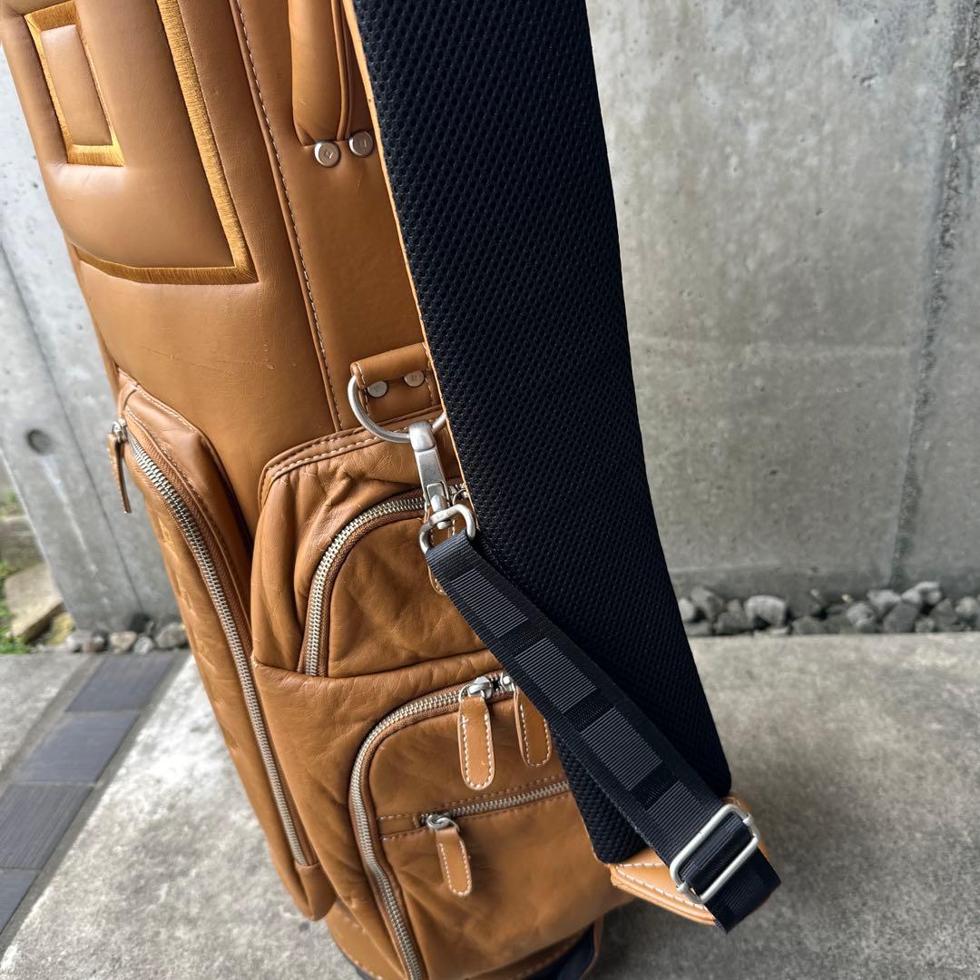 ONOFFブラウン レザー風 キャディバッグ　軽量