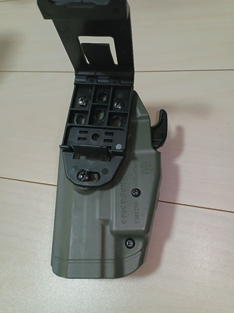 【中古品】東京マルイ ガスガン「サムライエッジ」＆ホルスター付き