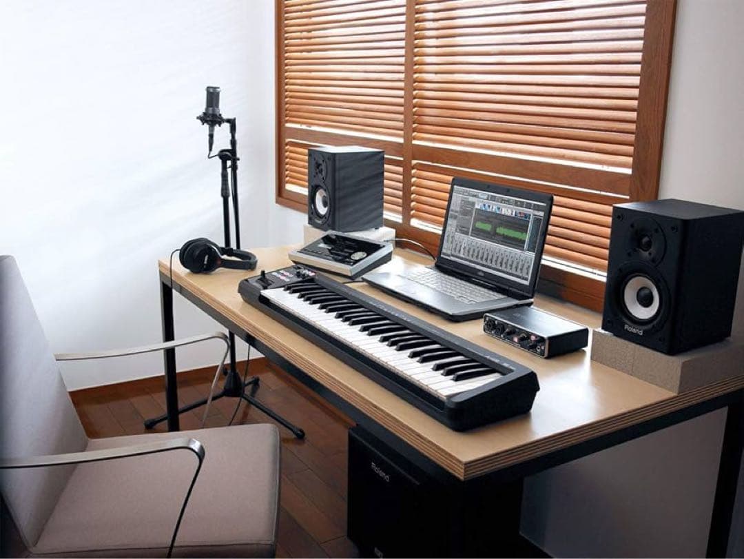 Roland A-49 MIDIキーボードコントローラー ブラック　新品未使用品