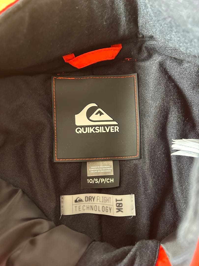 ⭐︎超美品 クイックシルバー スノーボード ジャケット パンツ グローブ ジュニア