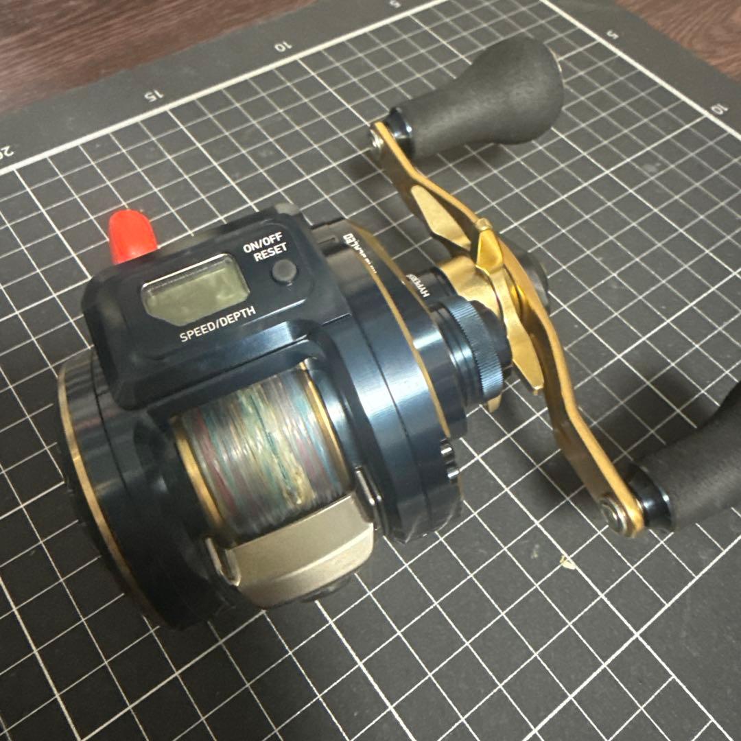 ダイワ　ソルティガカウンターリールIC100P-DH右巻き