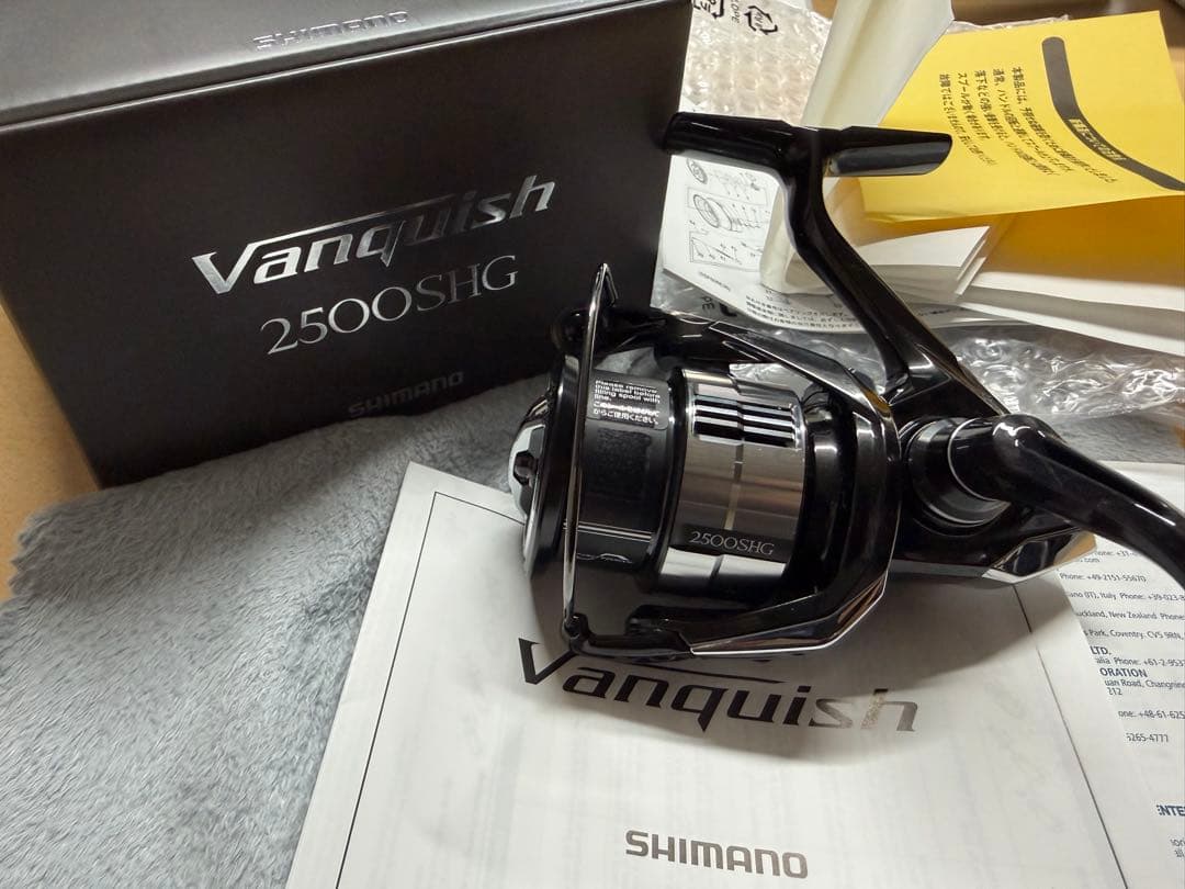 シマノ　23ヴァンキッシュ 2500SHG 美品
