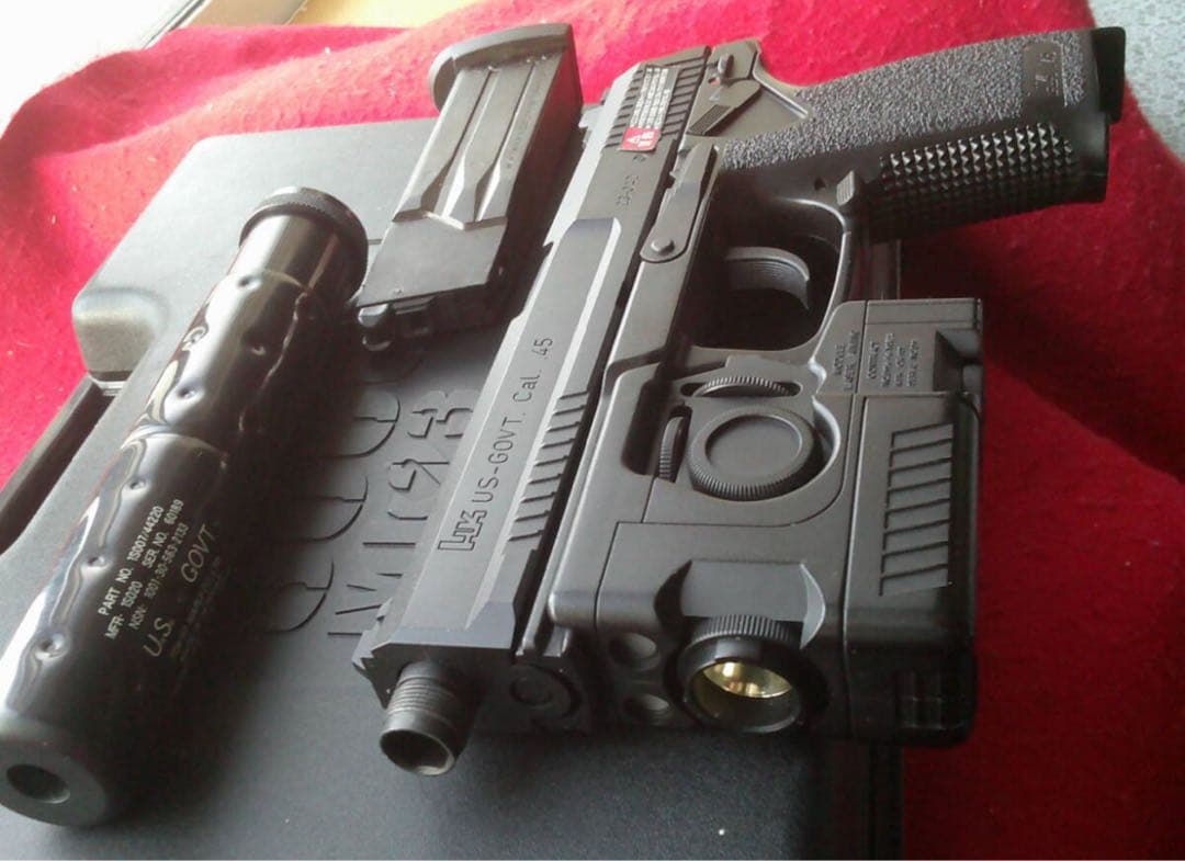 【新品同様】東京マルイSOCOM ソーコム　HK45 Mk23 ガスガン