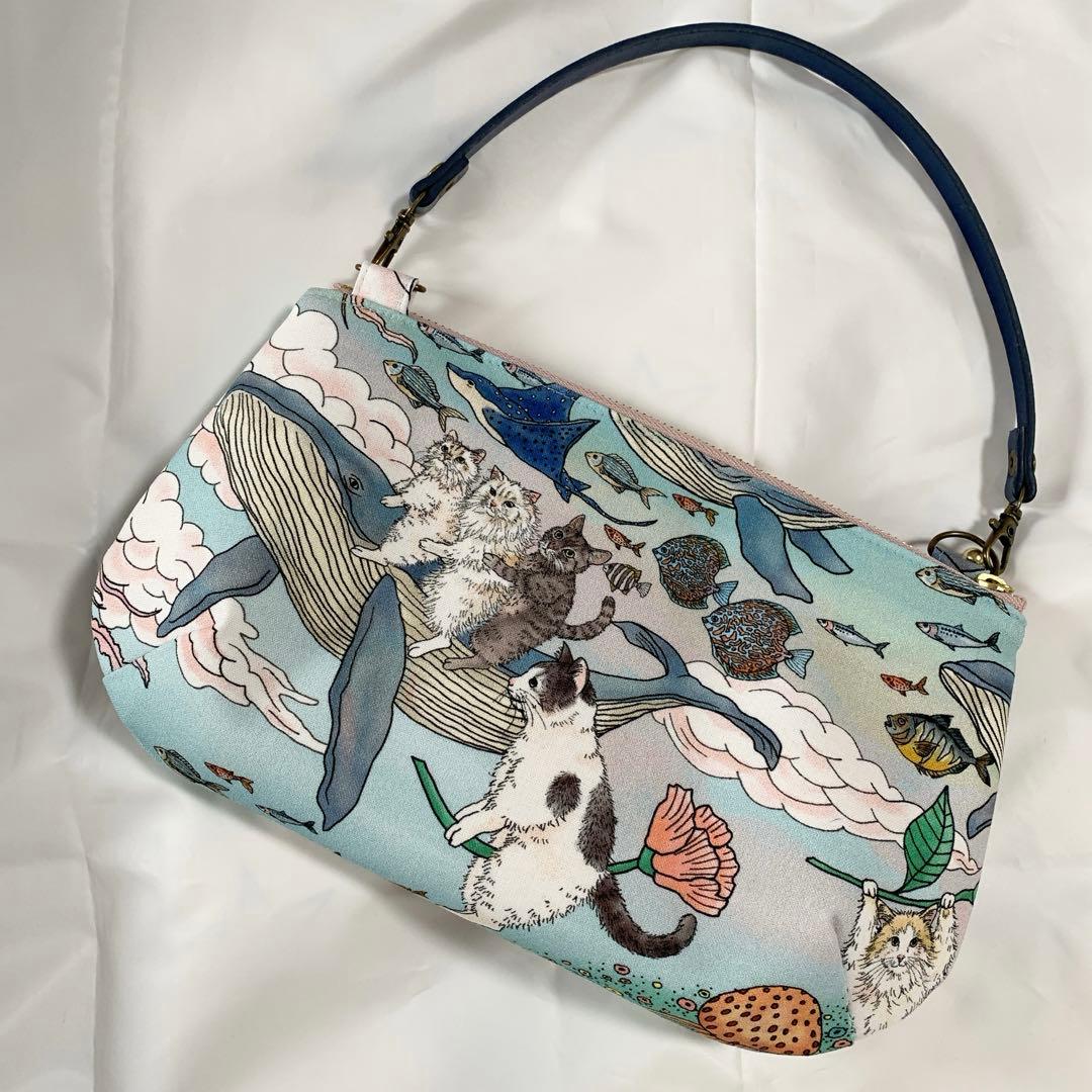 ハンドメイド　トートバッグ　巾着バッグ　おとぎの国の猫と仲間たち　ネイビー