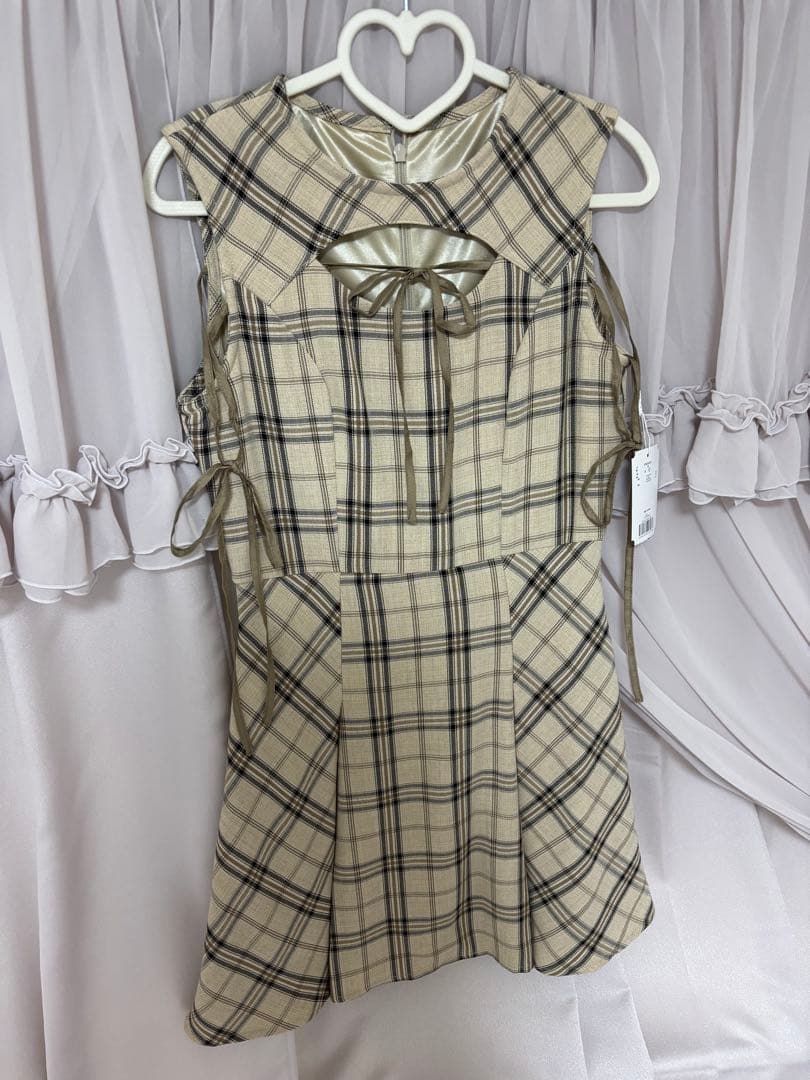 ミシェルマカロン オープンチェック ミニワンピース ベージュ