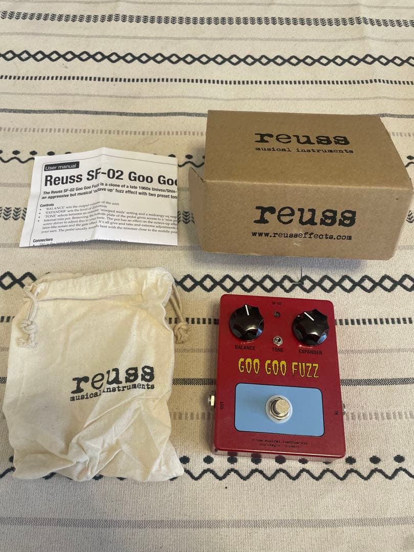 Reuss SF-02 Goo Goo Fuzz ギターエフェクター