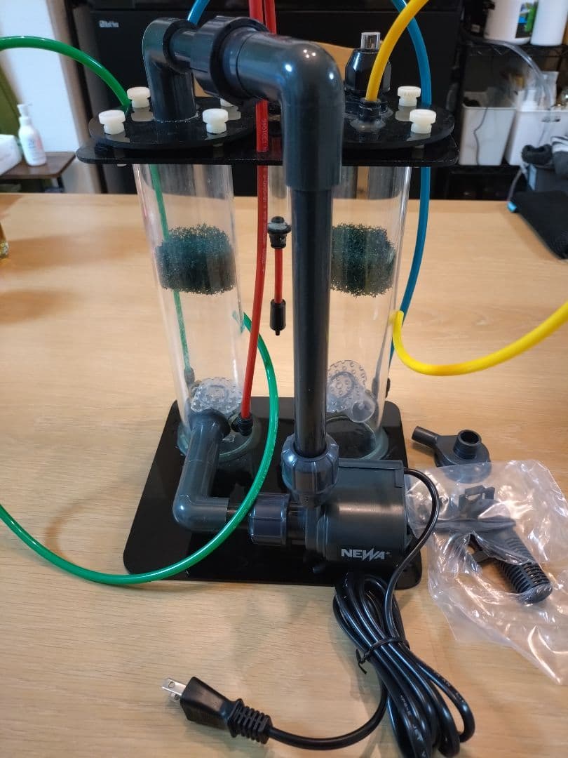 カルシウムリアクター 50hz ポンプ新品