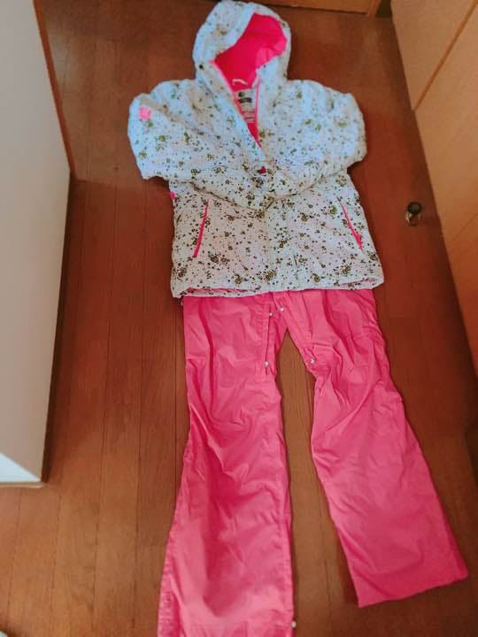 スノボーウエアー