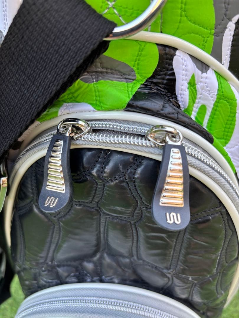 オウル　キャディバッグ　新品未使用　OUUL ゴルフバッグ　防水　迷彩　グリーン