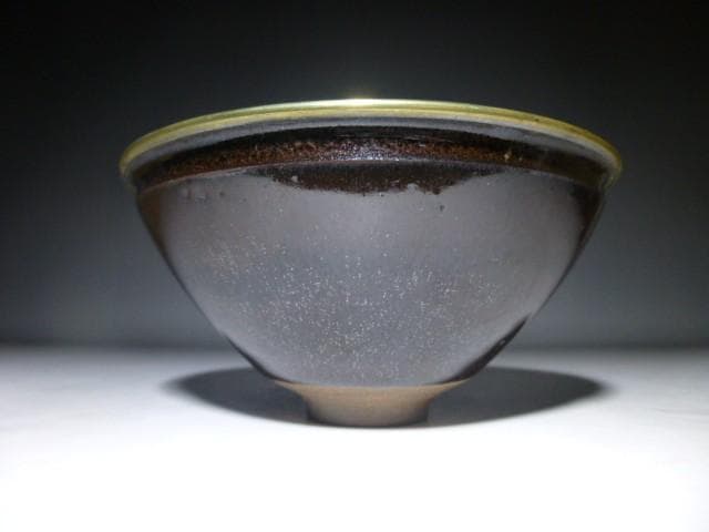 近代陶芸界の巨匠・板谷波山　天目茶碗／共箱・共布／覆輪