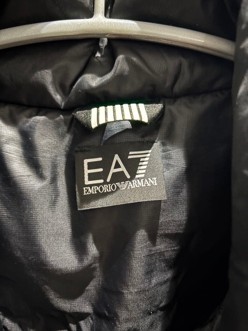 EA7 Emporio Armani ブラック ダウンベスト　Po.co様