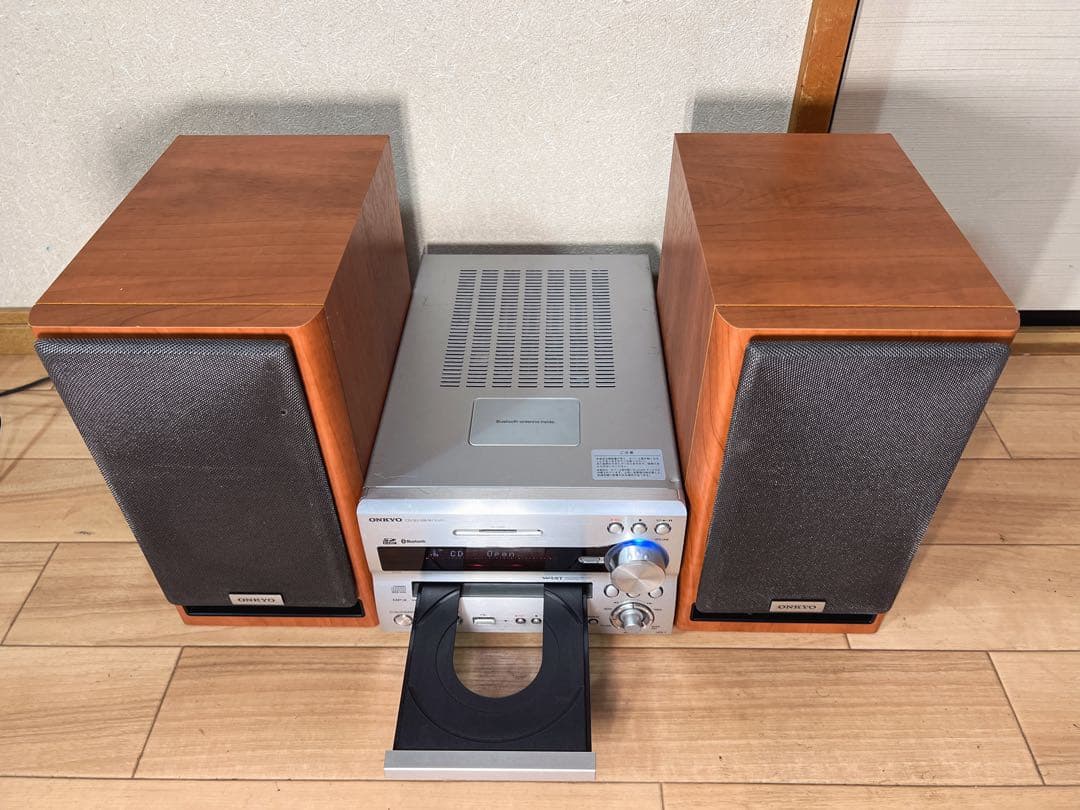 ONKYO NFR-7ミニコンポ CD/SD/USB/Bluetooth