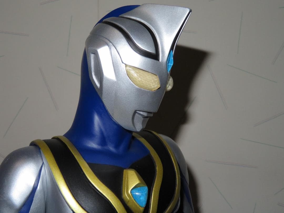 ウルトラマンアグル（Ｖ２）フィギュア　京本コレクション