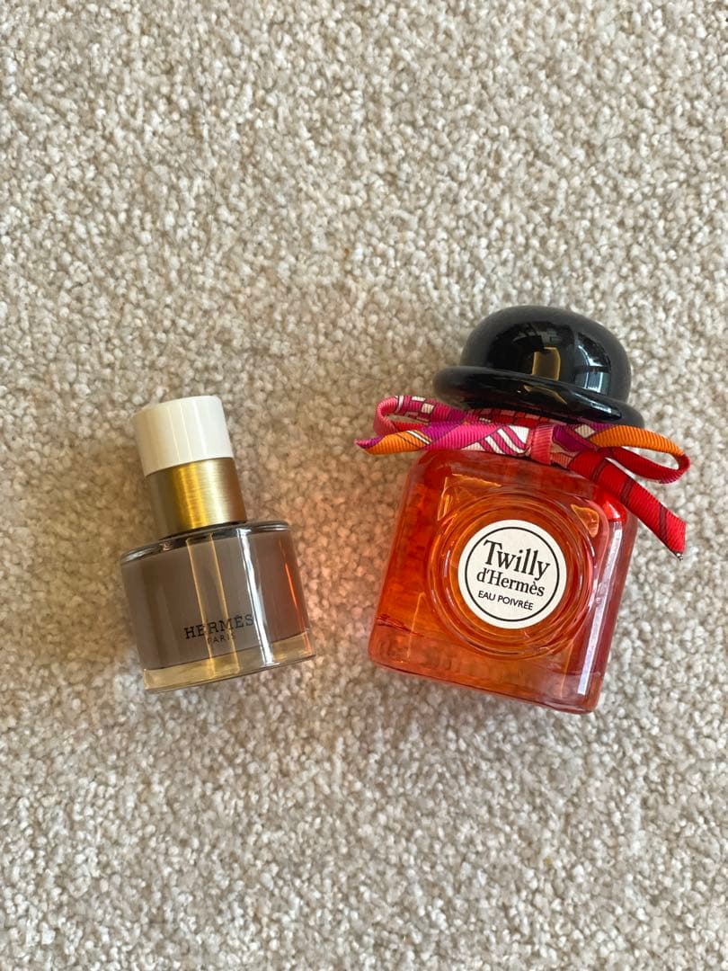 【数回使用のみ】Hermes 香水＆ネイルセット（Twilly＆エトゥープ）