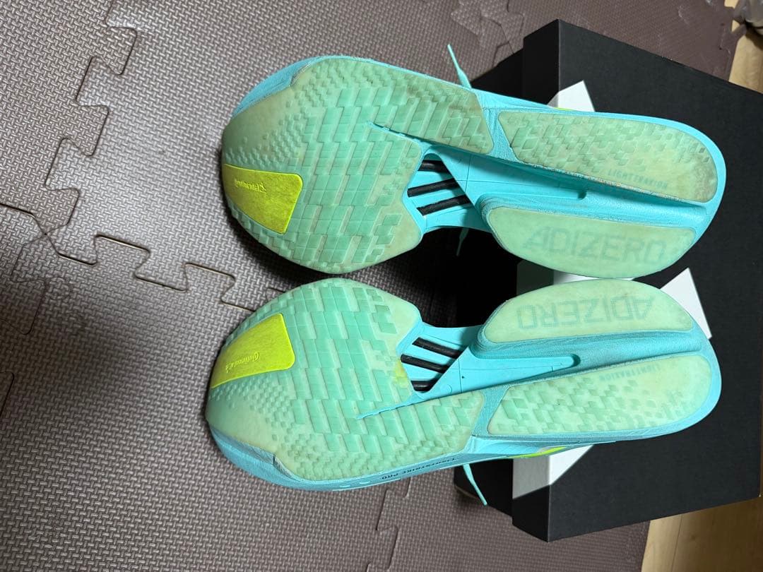 プロフさん専用　アディゼロアディオスプロ4 29センチ