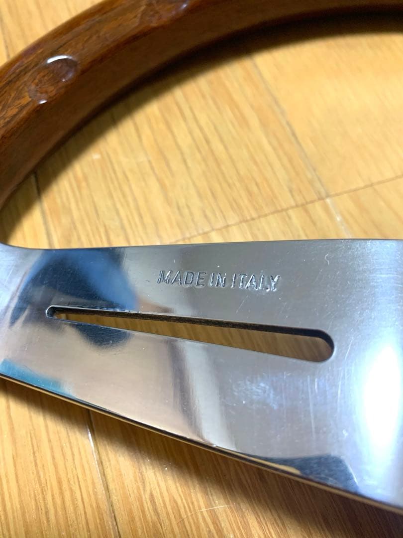 Nardi CLASSIC ウッド/ポリッシュスポーク（直径33cm）