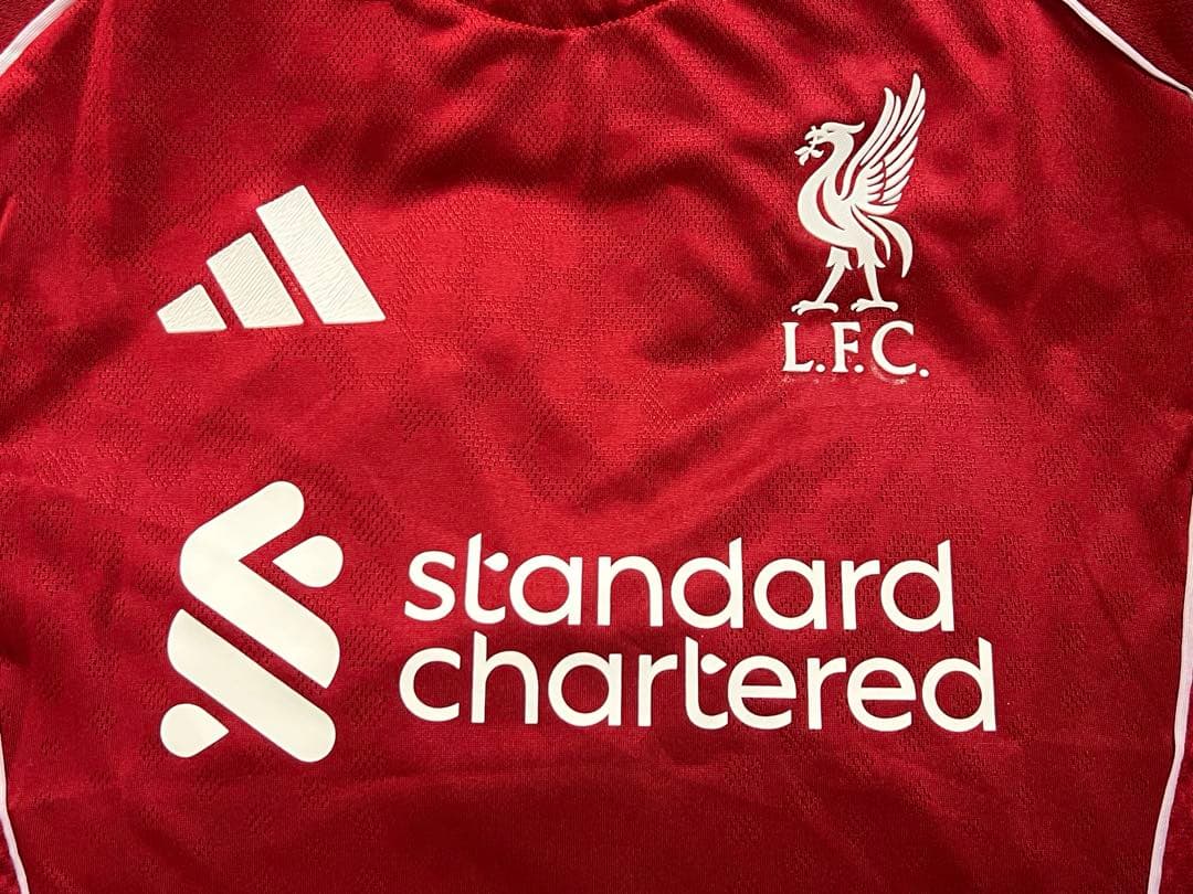adidas リバプール FC 25-26 ホーム ユニフォーム 7番 ヴィルツ
