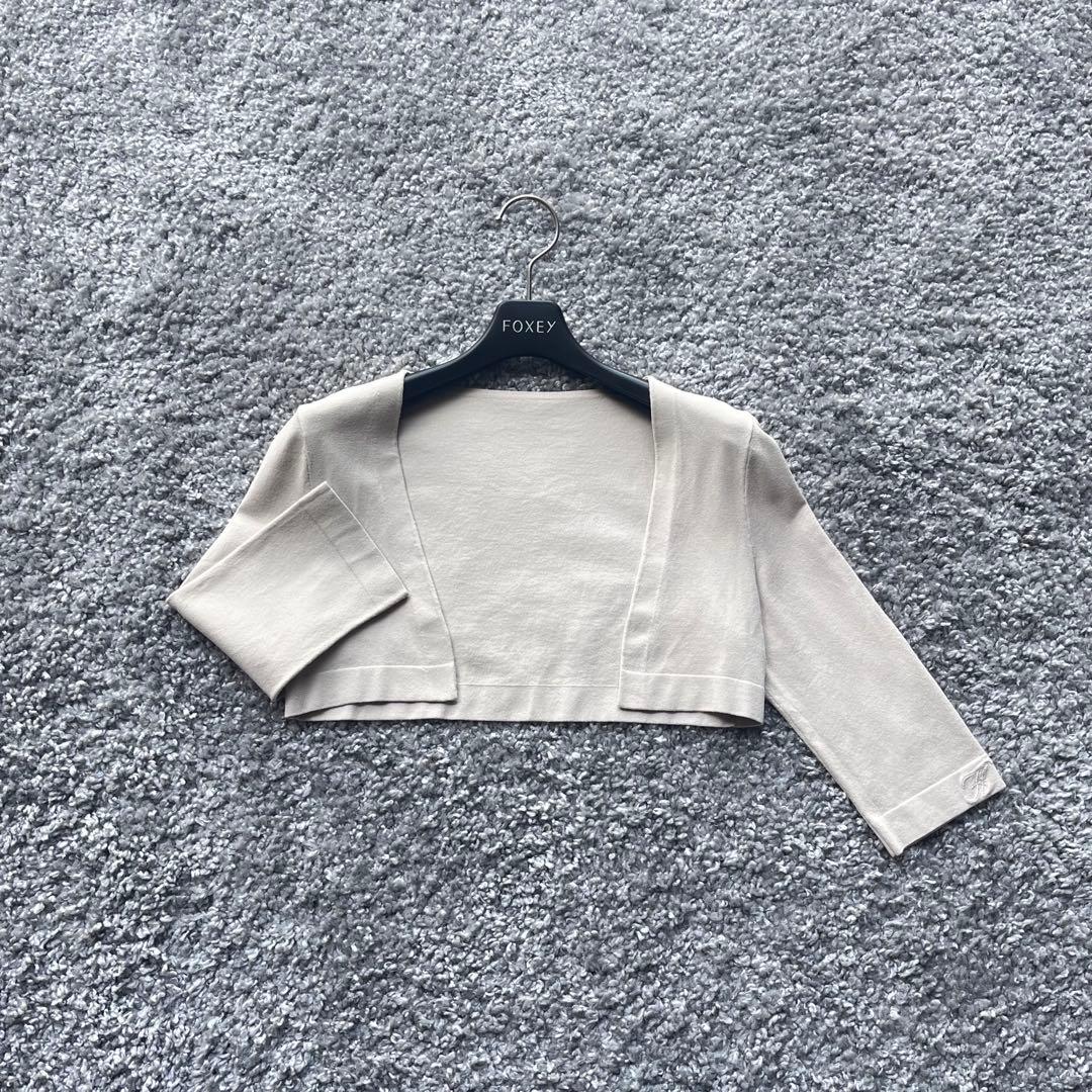 フォクシー 40 アイボリーベージュ系 パーフェクトボレロ