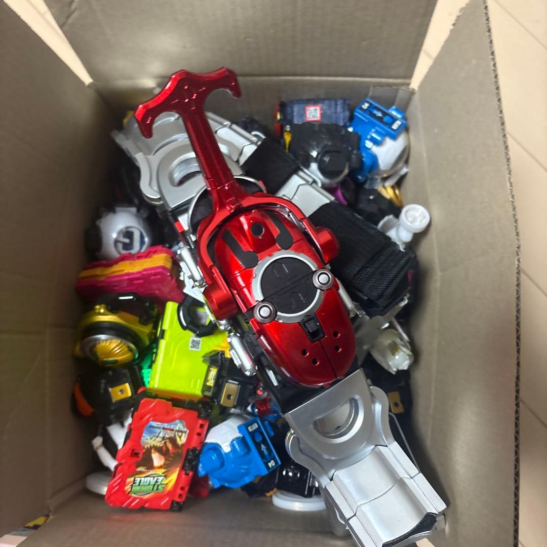 仮面ライダー　まとめ売り　ダンボール80サイズ カブトcsm風