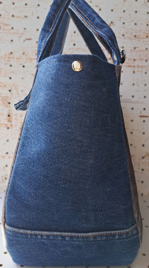 ゆ*ら様 コヤンイサムチョン　BICフェイスジョーズ　デニムリメイクトートバッグ