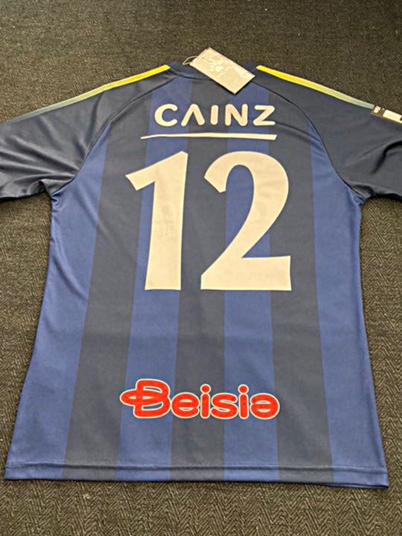 サッカーユニフォーム　ザスパクサツ群馬