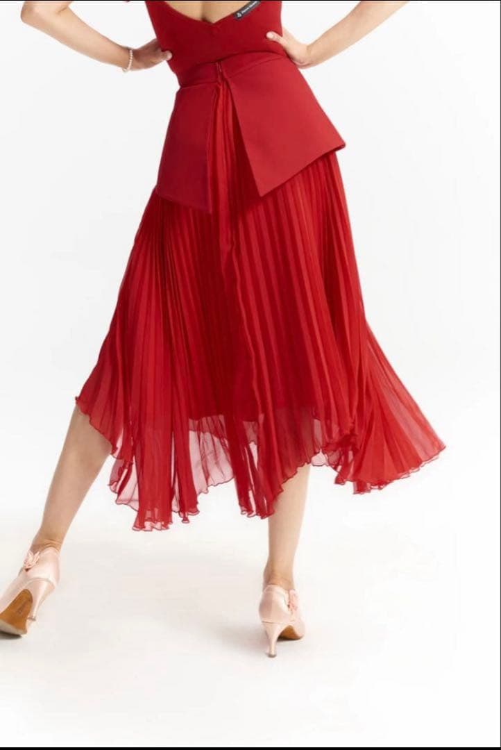 セール❤️新品　社交ダンス衣装　ダンススカート dancequeen 赤