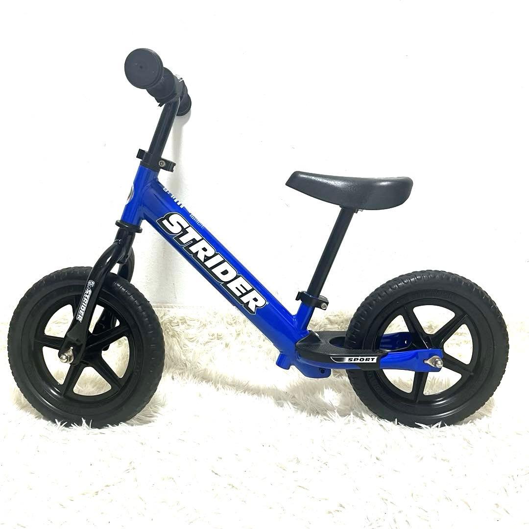 美品 STRIDER SPORTS ストライダー スポーツ 12インチ 青