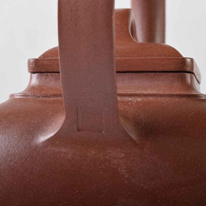 pretty　中国　紫砂朱泥　山水文　四方急須　茶壷　在銘　V　R8216