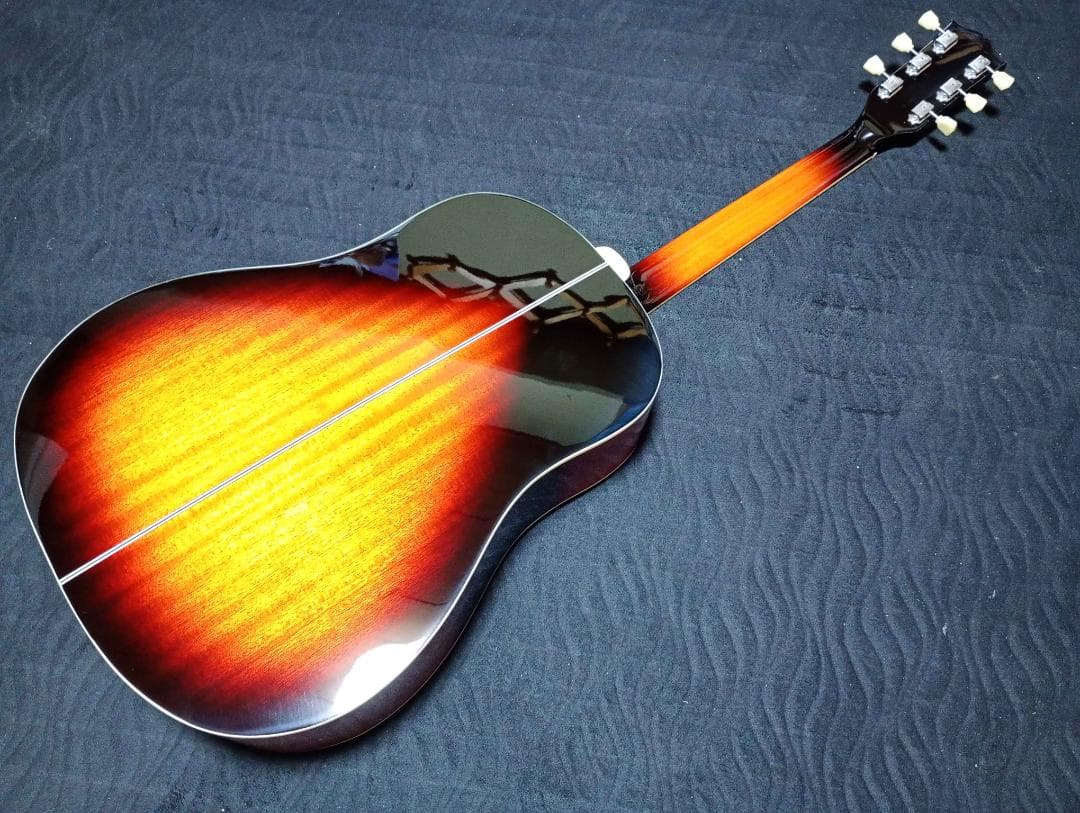 ビートルズ・J-160Eモデル エレアコギター