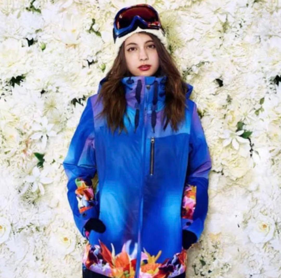 レディース　ROXYスノーボードウェア 青色 花柄　蜷川実花