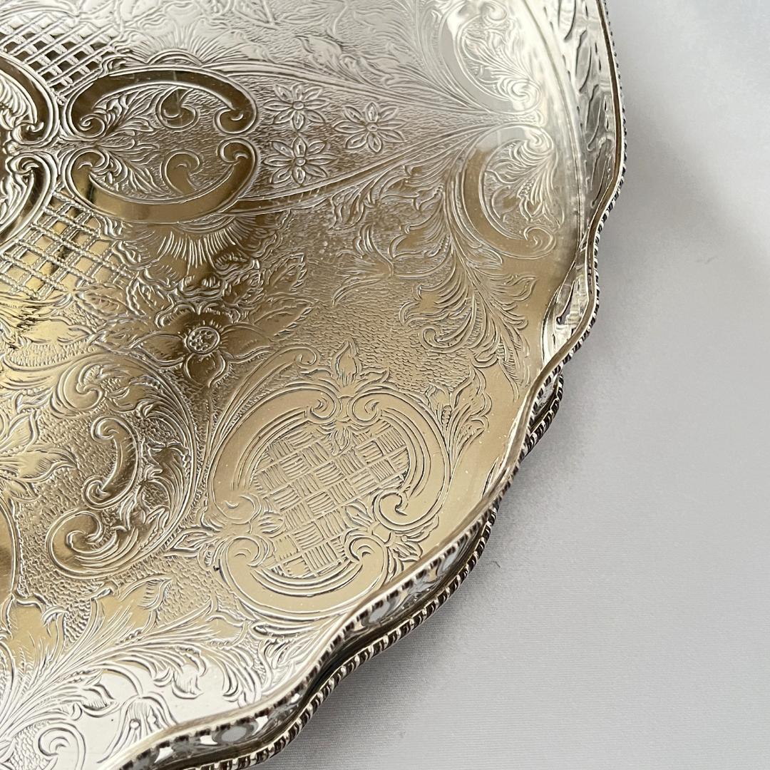 【英国】 ギャラリートレー サークル型 30cm 【シルバープレート】