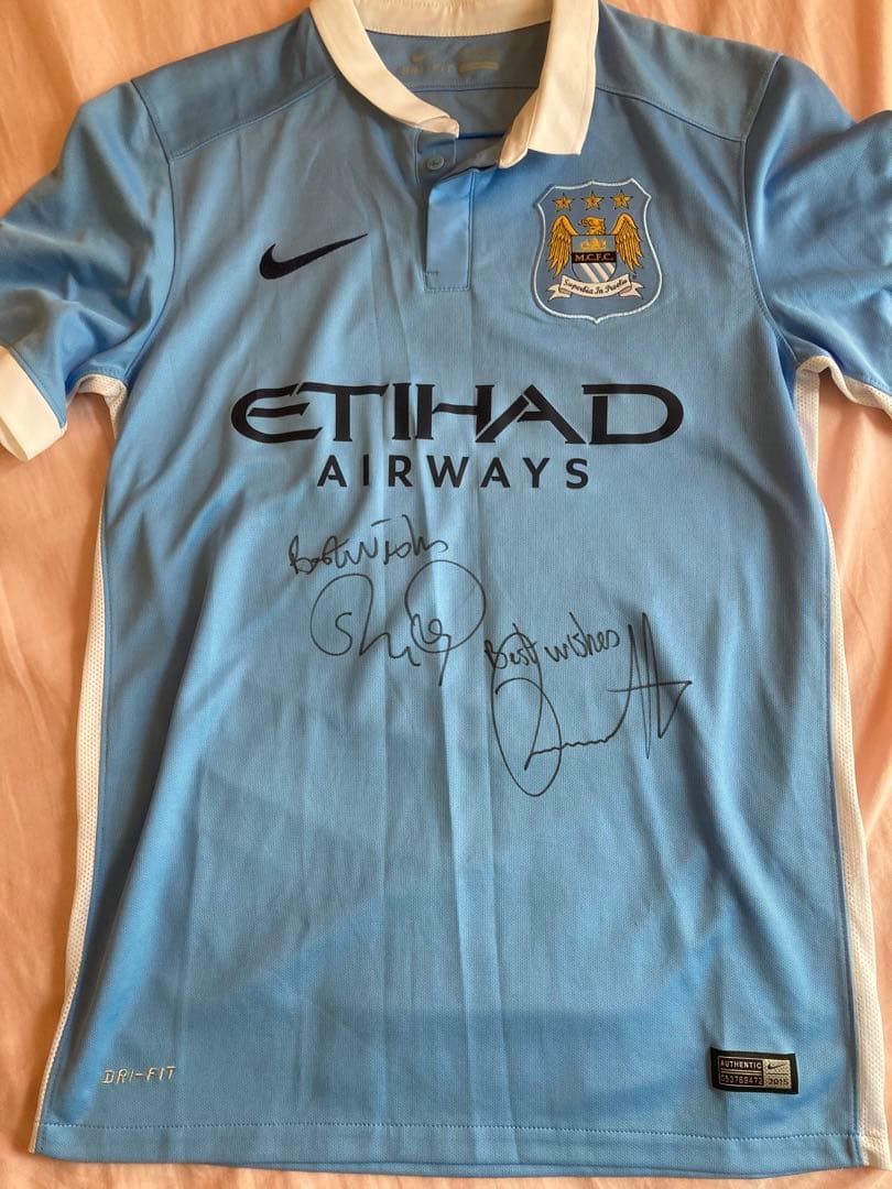 マンチェスターシティ　直筆サイン入り　　ライト・フィリップス　　レスコット